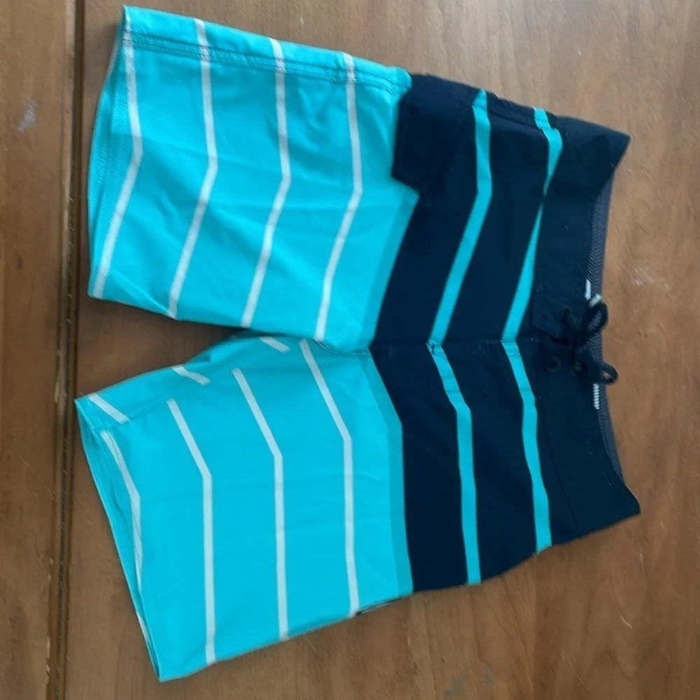 VOLCOM Boys Striped Board Shorts Size 25 Swim Trunks Blue Mod-Tech